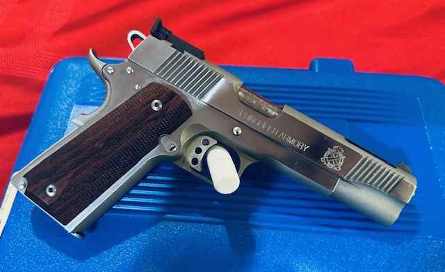 LNIB SPRINGFIELD V-12 1911 RARE FIND