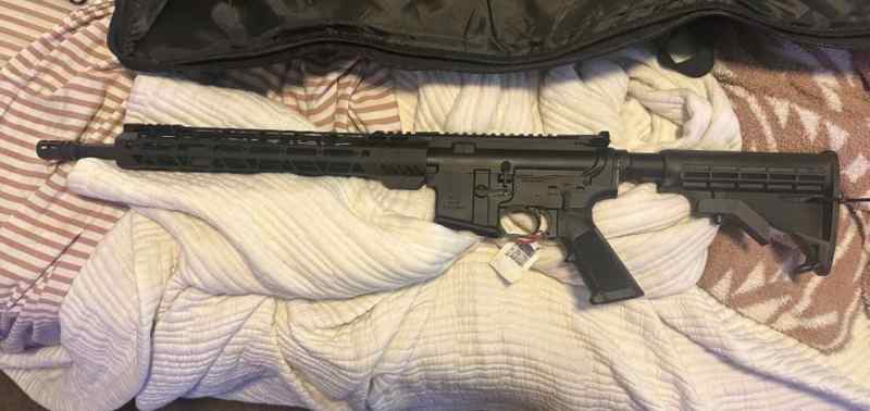NEW AR 15 NEVER FIRED 