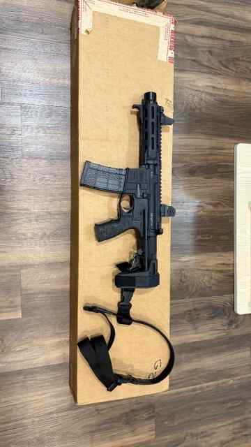 DANIEL DEFENSE DDM4 300 BLACKOUT 