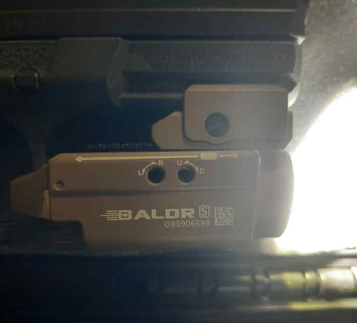 OLIGHT[1].jpg