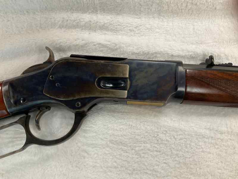 TAYLOR’S WINCHESTER 1873 Uberti