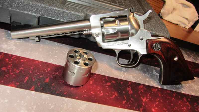 RUGER SINGLE-SIX CONVERTIBLE UNFIRED STAINLESS .22