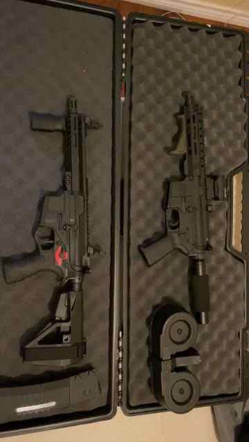 Selling 2 Assault Rifle Pistols