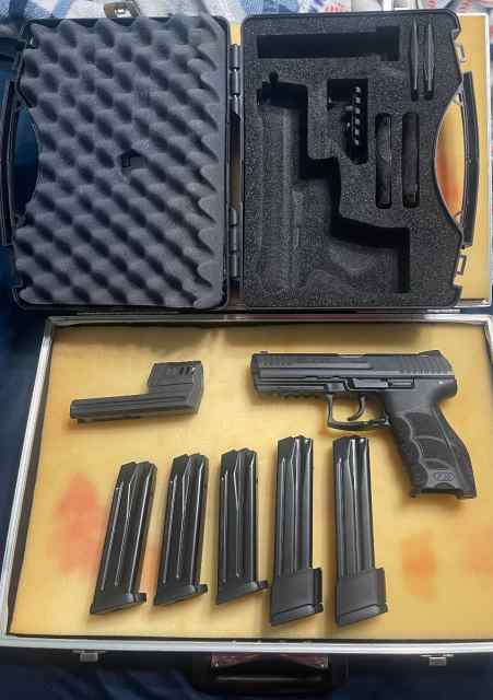HK P30L w/John Wick comp and Extra mags