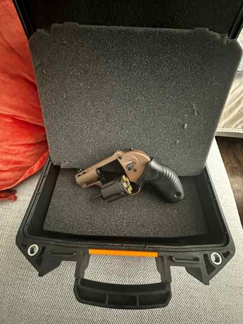 TAURUS 605 PROTECTOR POLY .357 MAG/38 SPCL