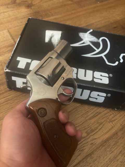 Taurus 85