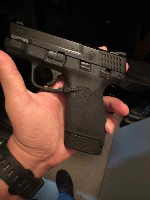 S&amp;W shield M2.0 45acp