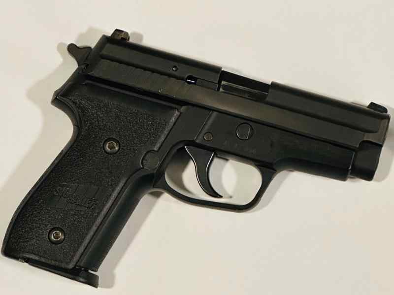 SIG SAUER P229 GERMAN FRAME 40 S&amp;W