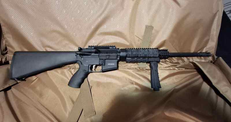 AR15 18&quot; SS Fluted Barrel JewelTrig