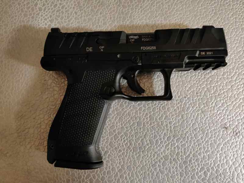 REDUCED! NIB Walther PDP  LE Factory Night Sights