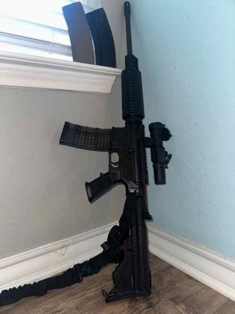 DPMS 16&quot; 5.56/.223 SEMI-AUTO SPORTACLE II RIFLE